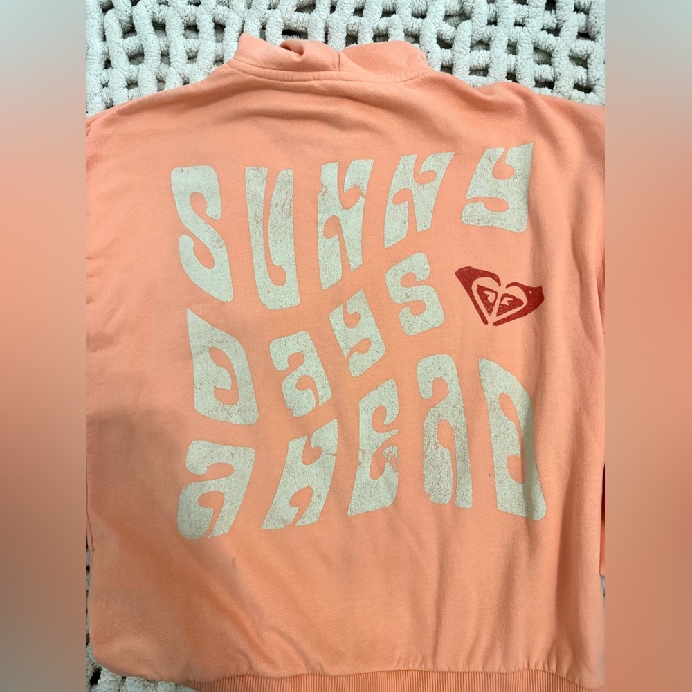 light orange Roxy zip up (worn just a few times!!!) size small!